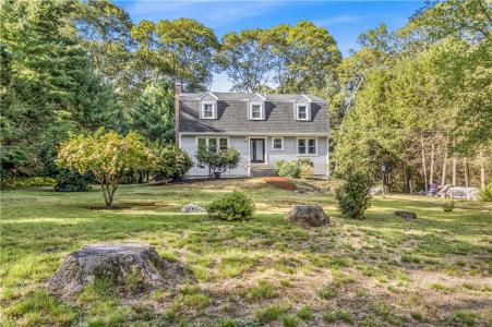 86 Conant Lane, South Kingstown, RI 02881, USA