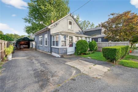 24 Maplewood Avenue, Warwick, RI 02889, USA