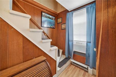 24 Maplewood Avenue, Warwick, Rhode Island 02889, États-Unis