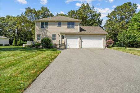 60 Basil Crossing, Cranston, Rhode Island 02921, USA