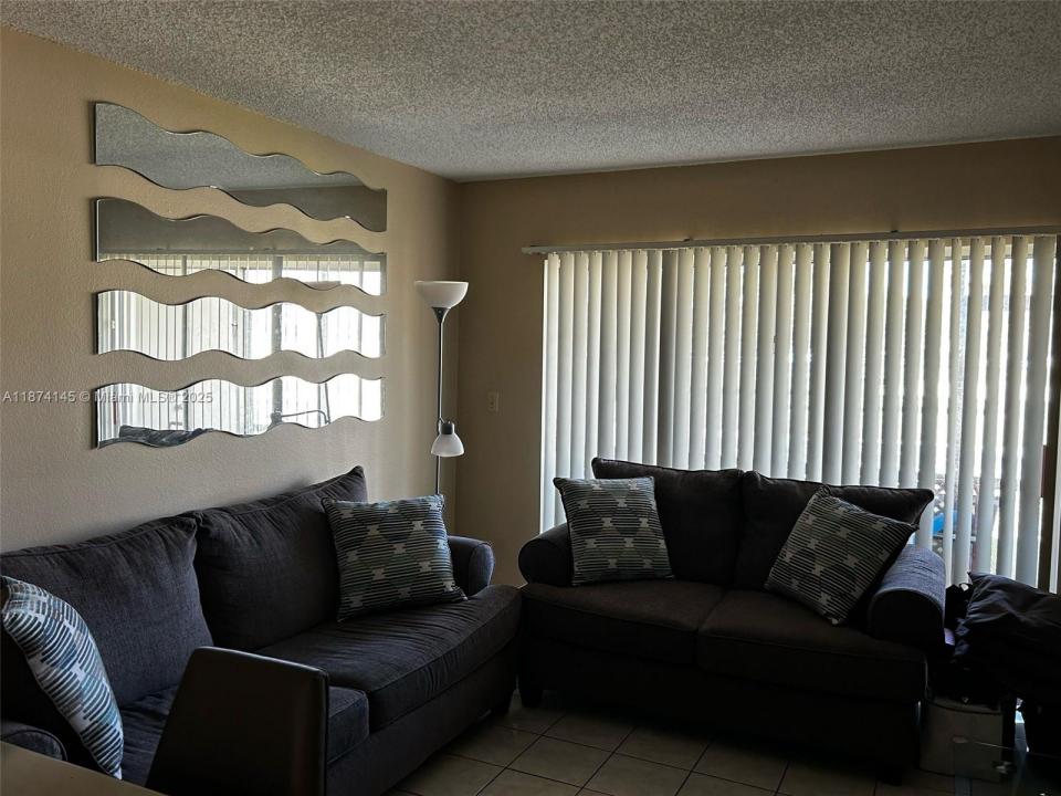 Coral Springs, Florida 33065, Estados Unidos