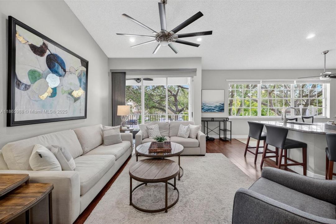 12447 NW 10th Ct D-15, Coral Springs, 佛罗里达州 33071, 美国
