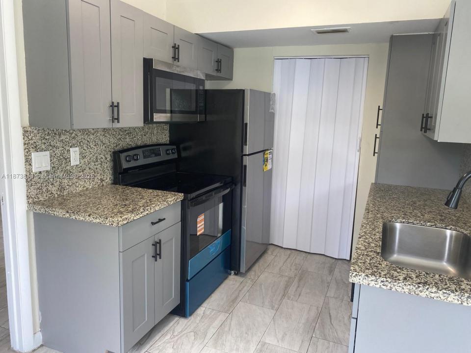 8737 NW 39th St 8737, Sunrise, Flórida 33351, Estados Unidos