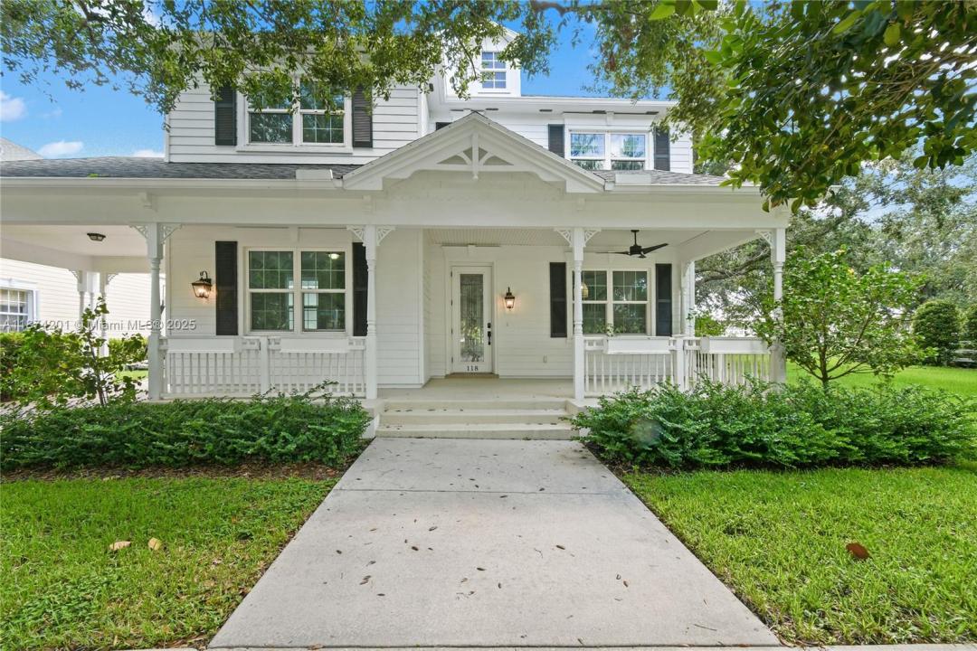 118 Barbados Dr, Jupiter, Florida 33458