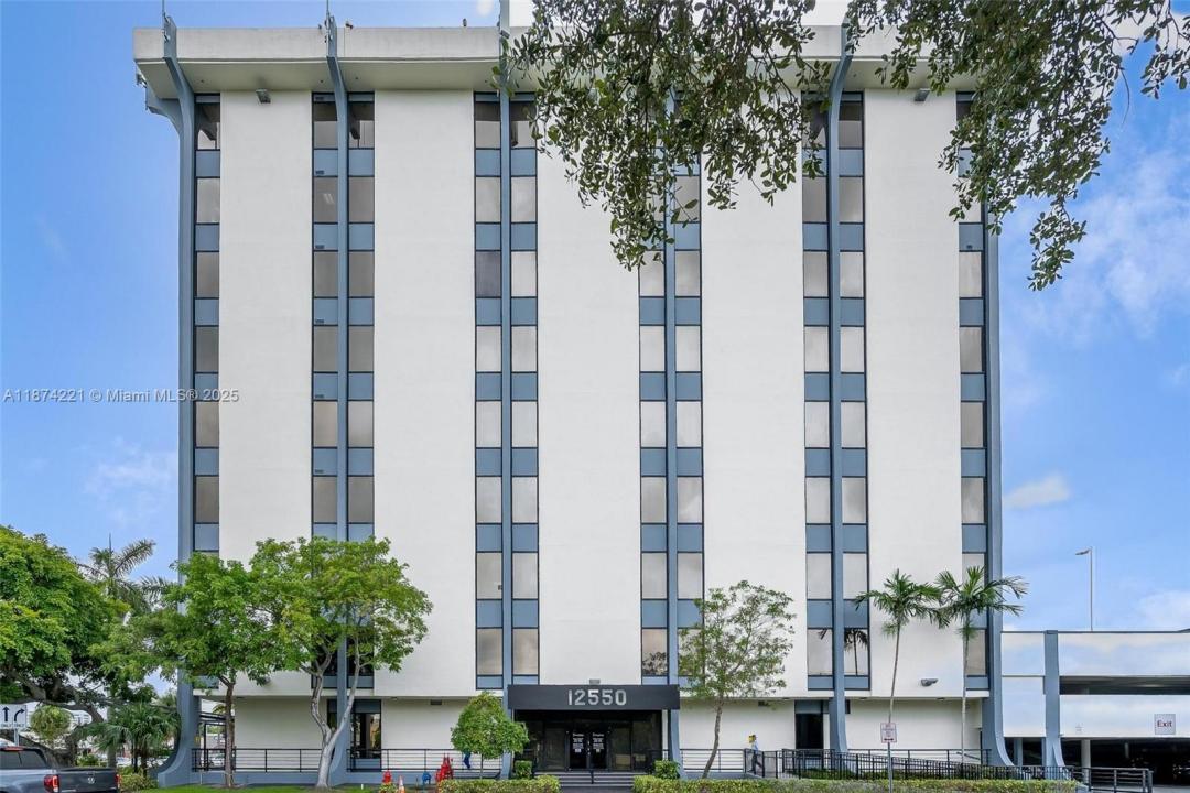 12550 Biscayne Blvd 505, North Miami, Florida 33181, Amerika Birleşik Devletleri