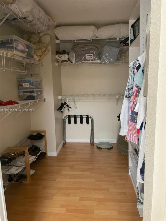 1095 Weeping Willow Way, Hollywood, Flórida 33019, Estados Unidos