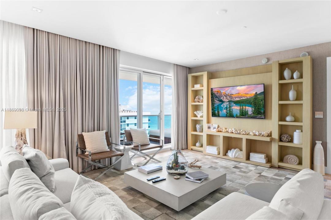 102 24th St PH-1703, Miami Beach, Florida 33139