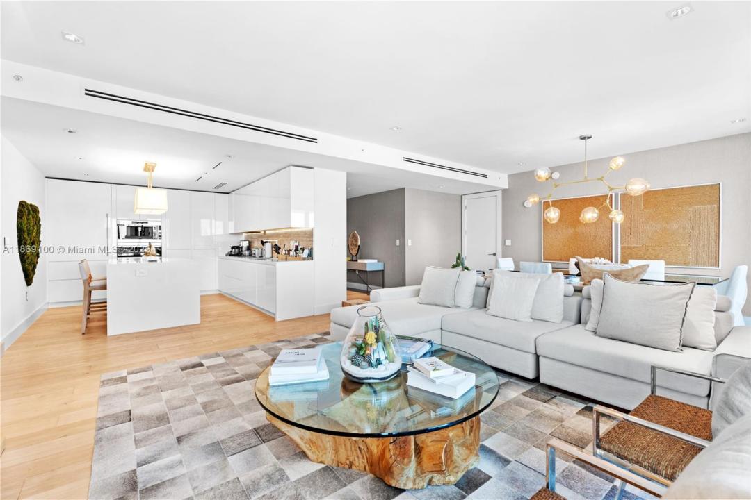 102 24th St PH-1705, Miami Beach, Florida 33139
