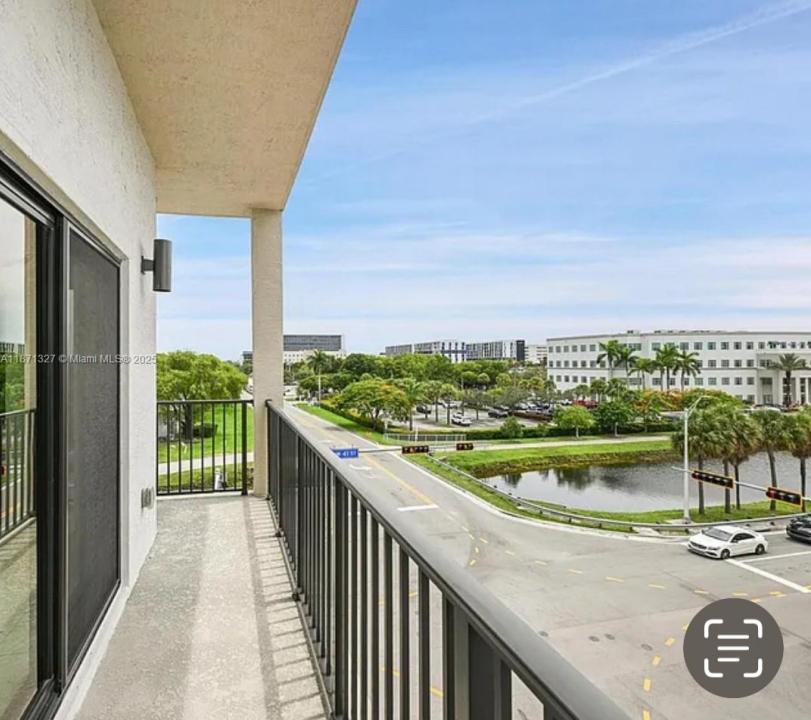 8167 NW 41st St E-406, Doral, Floride 33166, États-Unis