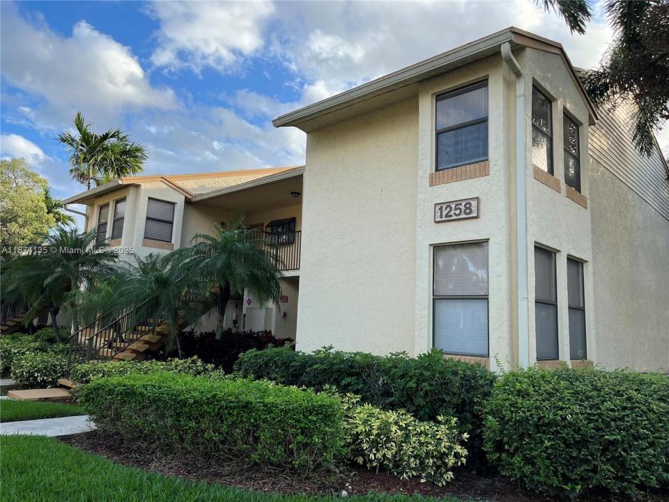 1258 S Military Trl 815, Deerfield Beach, Flórida 33442, Estados Unidos