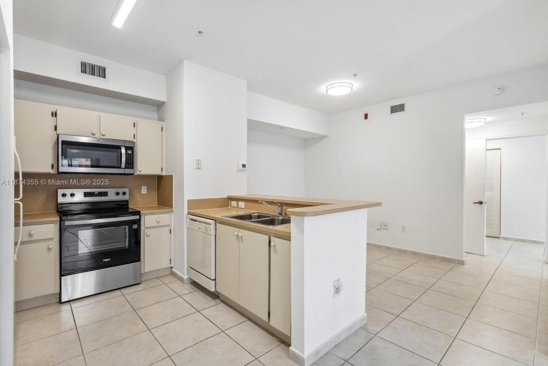 7270 NW 114th Ave 201, Doral, Florida 33178, Estados Unidos