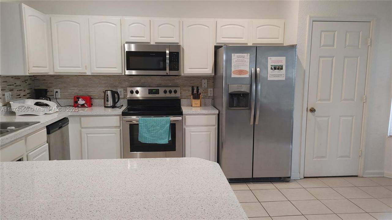 7751 BASNETT CIRCLE, Kissimmee, Floride 34747, États-Unis