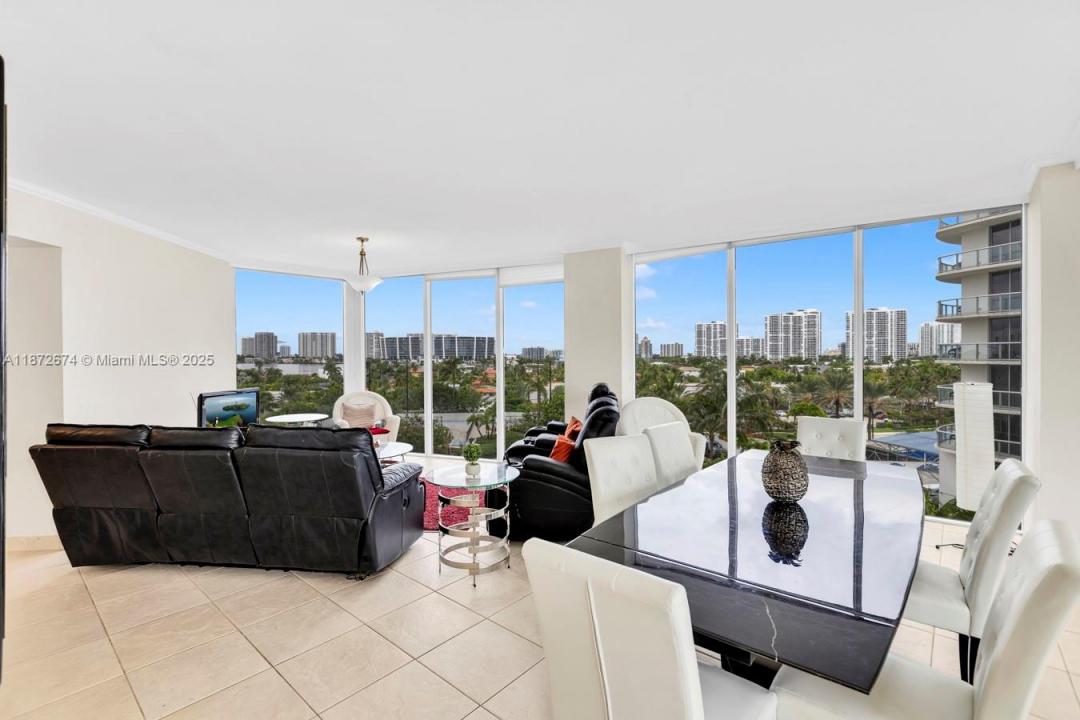 18671 Collins Ave 604, Sunny Isles Beach, Florida 33160, Stati Uniti