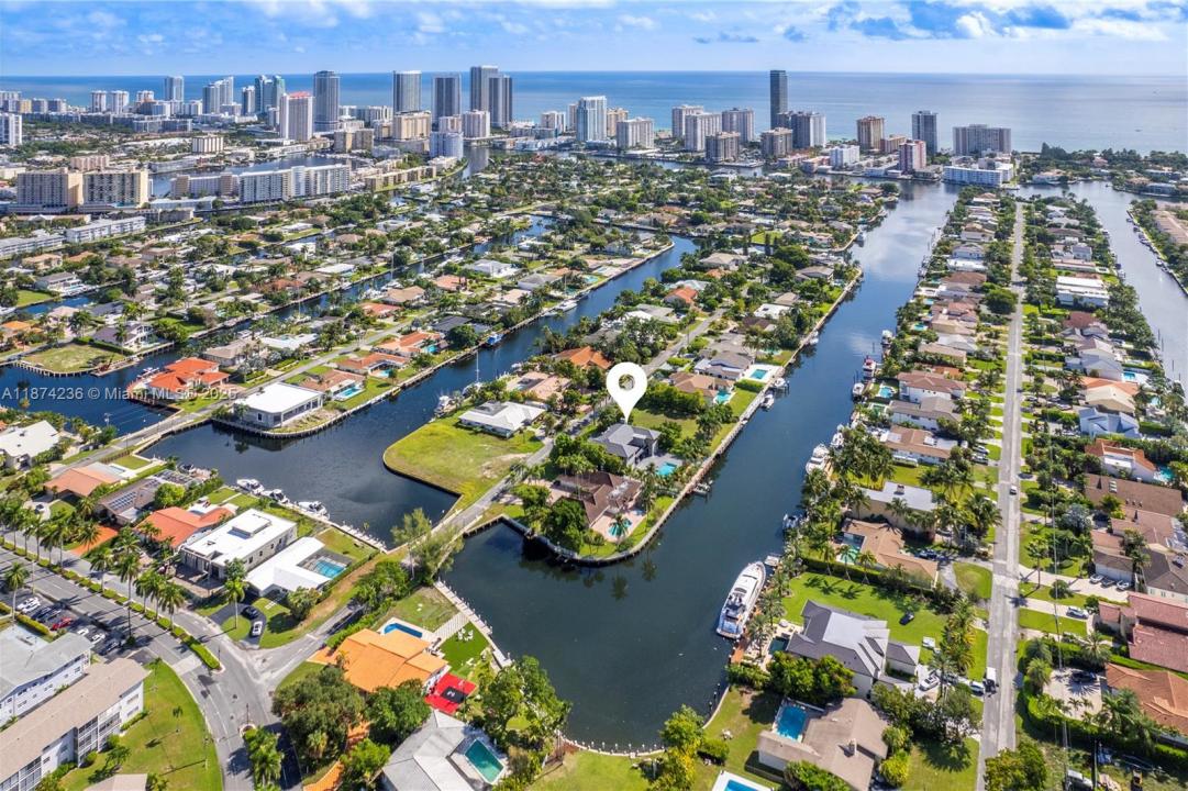461 Poinciana Dr, Hallandale Beach, Florida 33009, Stati Uniti