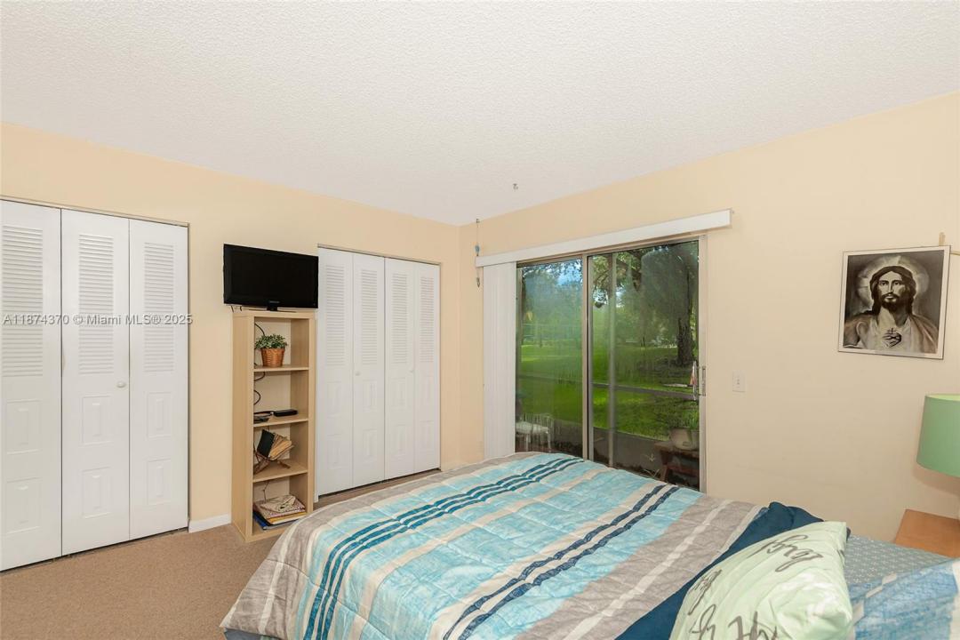 1551 SW 135th Ter 108G, Pembroke Pines, Floryda 33027, USA