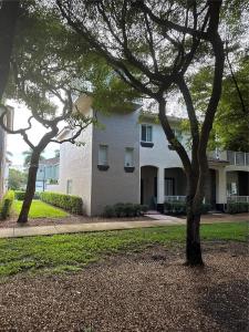 1953 SE 24th Ave, Homestead, Florida 33035, USA