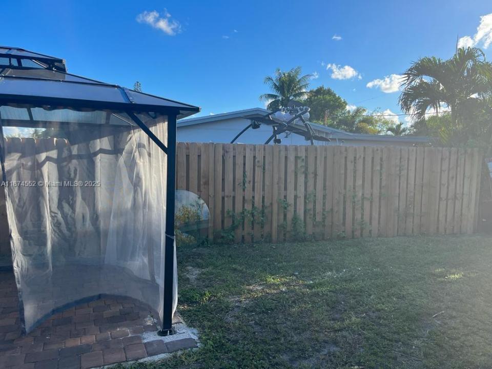 1625 NW 9th Ave, Fort Lauderdale, Flórida 33311, Estados Unidos