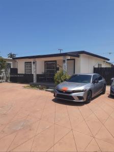 9360 SW 37th St, Miami, Florida 33165, USA