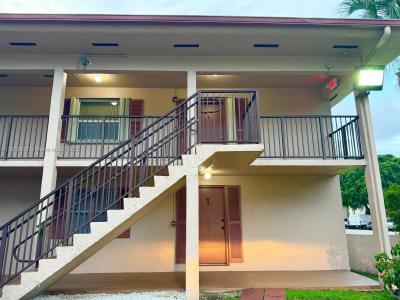 11205 SW 88th St 209A, Miami, Florida 33176, USA