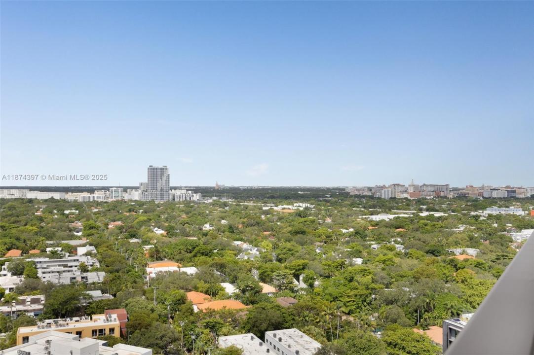 2678 Tigertail Ave 1805, Coconut Grove, Florida 33133, USA
