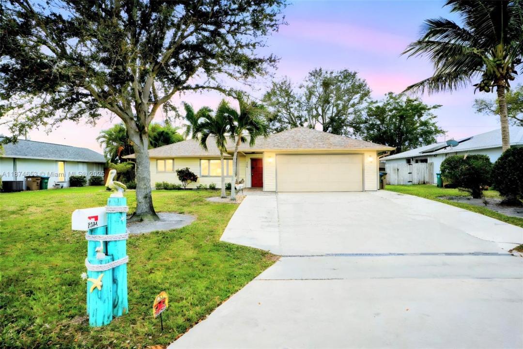 2304 SE 8TH TER, Cape Coral, Floride 33990, États-Unis