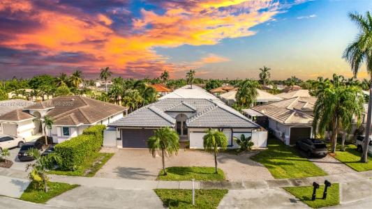 14859 SW 177th Ter, Miami, Florida 33187, USA