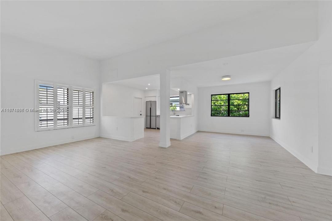 7525 Adventure Ave 1, North Bay Village, Florida 33141