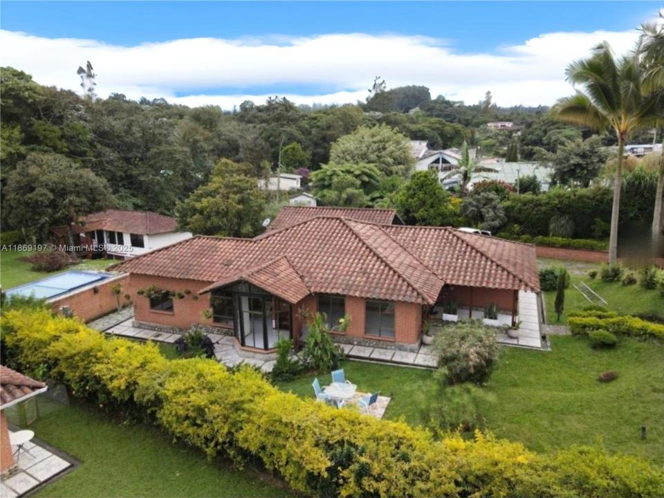 KM 7 Autopista del Cafe, 플로리다 631001, 미국