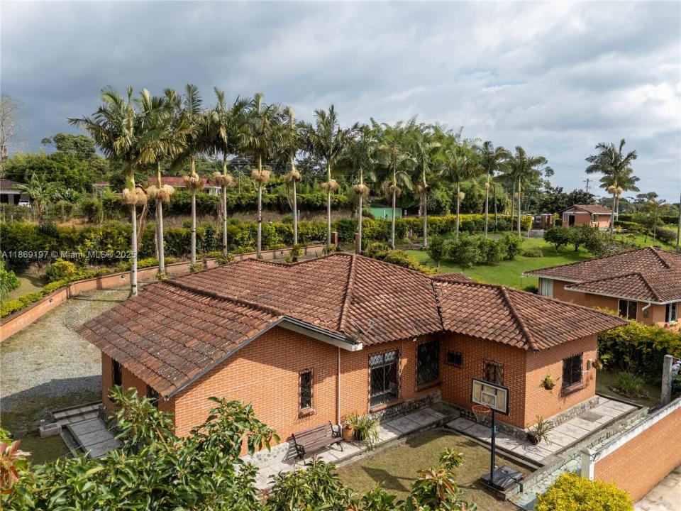 KM 7 Autopista del Cafe, 플로리다 631001, 미국