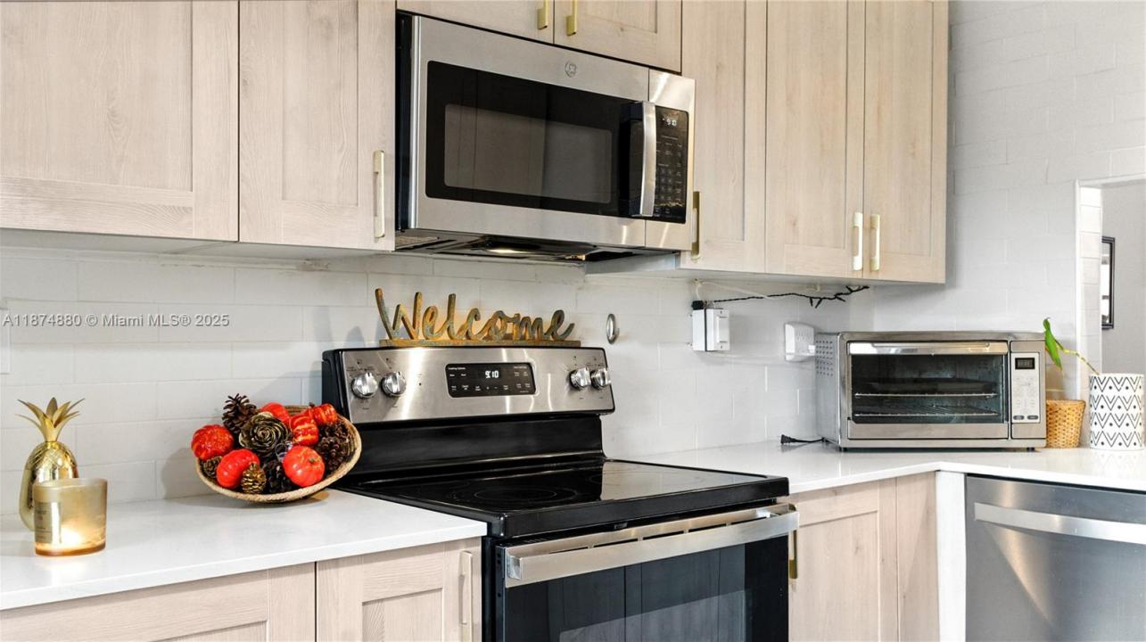 2705 NW 104th Ave 406, Sunrise, 佛罗里达州 33322, 美国