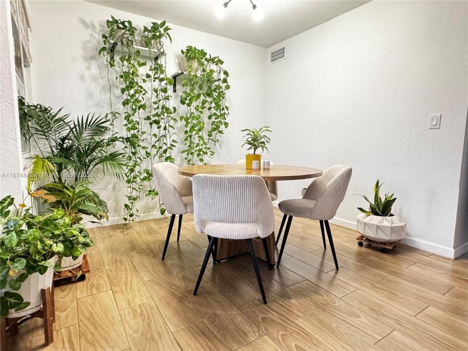 2273 SE 27th Dr 105-F, Homestead, Florida 33035, Stati Uniti