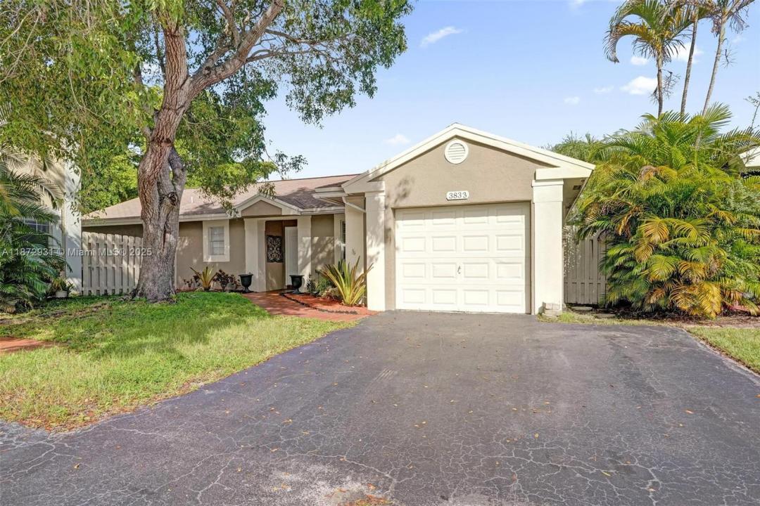 3833 NW 107th Way, Sunrise, Floride 33351, États-Unis
