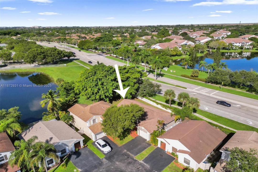 3833 NW 107th Way, Sunrise, Floride 33351, États-Unis