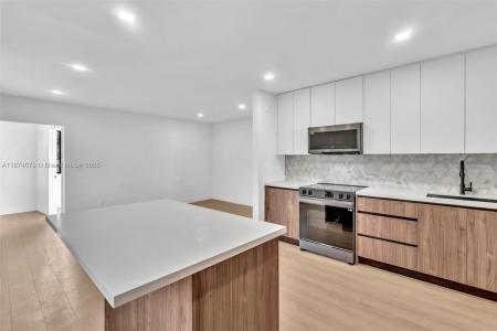 1123 NE 1st Ave, Fort Lauderdale, Florida 33304, USA
