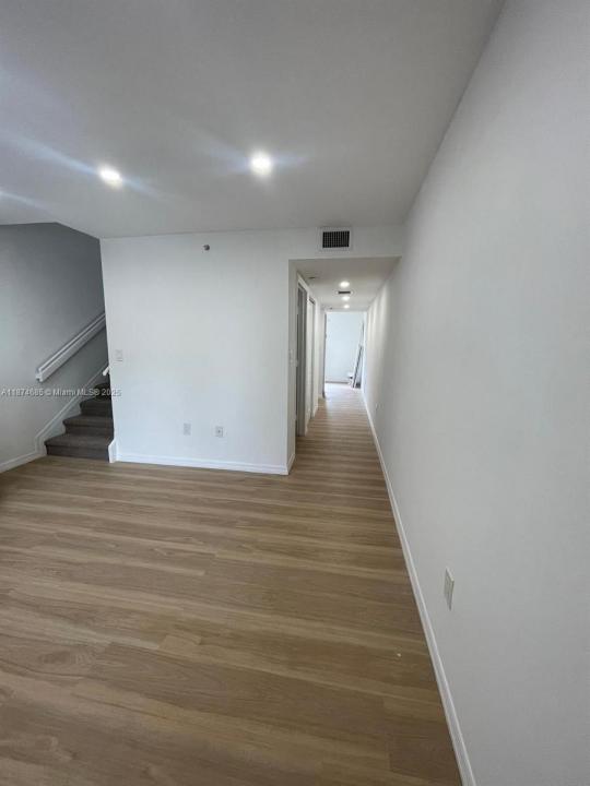 12605 SW 91st St 207, Miami, Florida 33186, Amerika Birleşik Devletleri