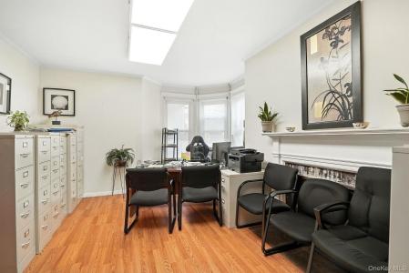 158 Grand Street, White Plains, Nueva York 10601, Estados Unidos