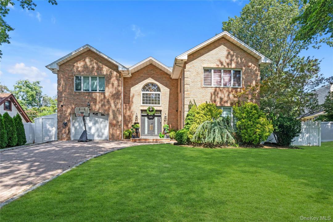 27 Circle Drive, North Hempstead, Nova Iorque 11577, Estados Unidos