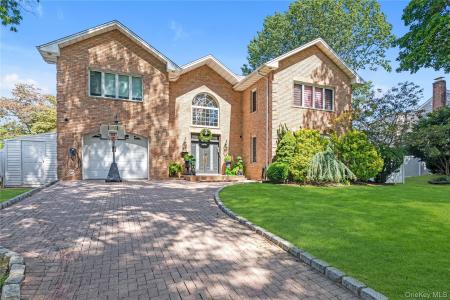 27 Circle Drive, North Hempstead, Nova Iorque 11577, Estados Unidos