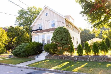 13 Redland Avenue 2, East Providence, RI 02916, USA