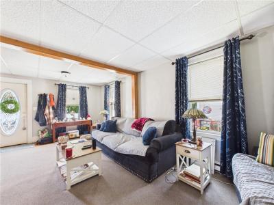 54 Arthur Street, West Warwick, רוד איילנד 02893, ארצות הברית של אמריקה