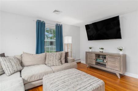 26 Ferncrest Drive, Cumberland, Rhode Island 02864