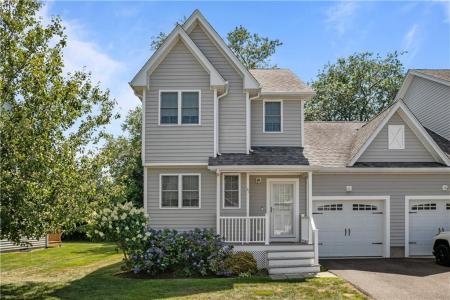 32 Seafare Lane, Portsmouth, RI 02871, USA