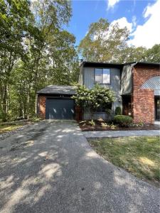 49 Pheasant Run A, Smithfield, RI 02917, USA