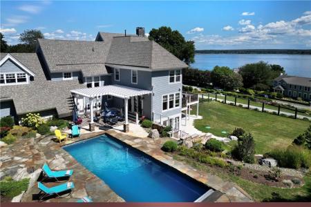 225 Fischer Circle, Portsmouth, RI 02871, USA