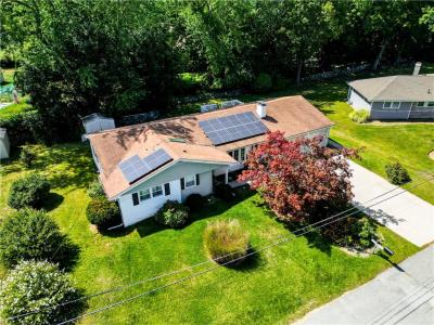 28 Cadoret Drive, Cumberland, Rhode Island 02864