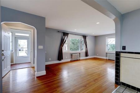 157 Sandringham Avenue, Providence, Rhode Island 02908