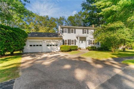 3 Crocus Court, Coventry, Rhode Island 02816, Estados Unidos