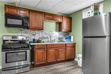 78 Academy Avenue, Providence, Rhode Island 02908