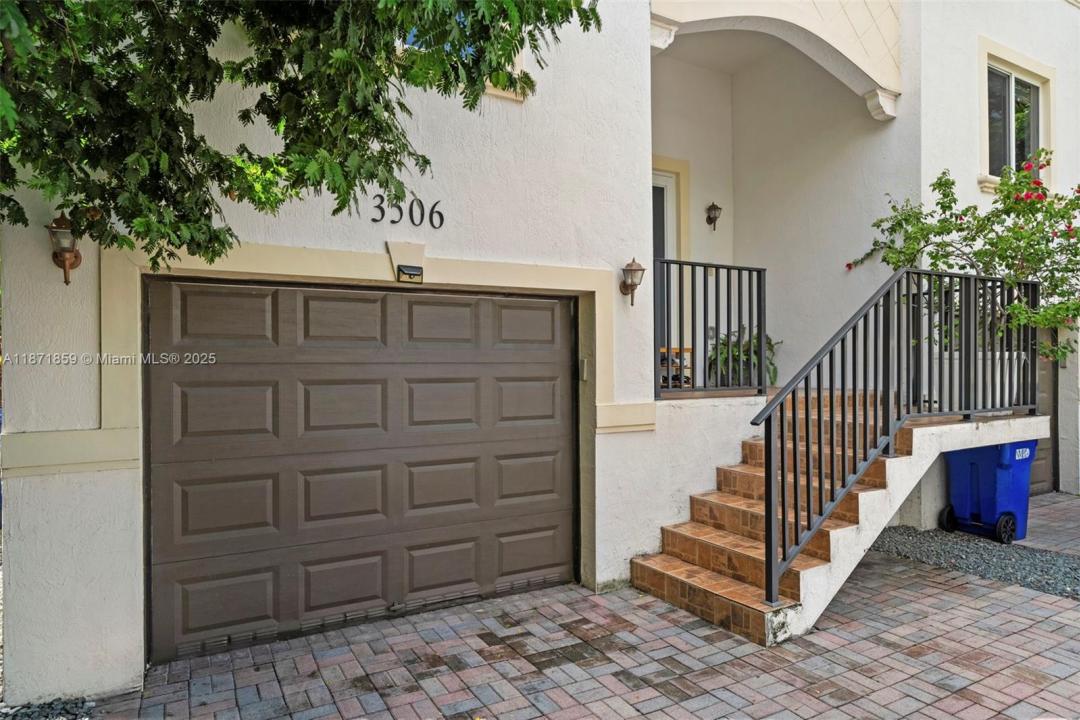 3506 NE 166th St 4, North Miami Beach, Florida 33160