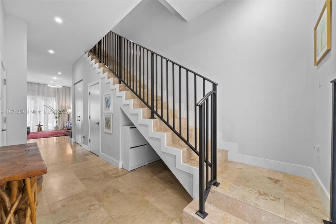 3506 NE 166th St 4, North Miami Beach, Florida 33160